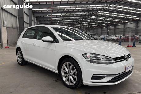 White 2018 Volkswagen Golf Hatchback 110 Tsi Comfortline