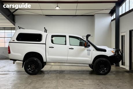 White 2005 Toyota Hilux Dual Cab Pick-up Sr (4X4)