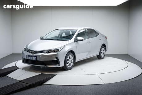 Silver 2018 Toyota Corolla Sedan Ascent