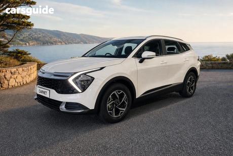White 2023 Kia Sportage Wagon S (Awd)
