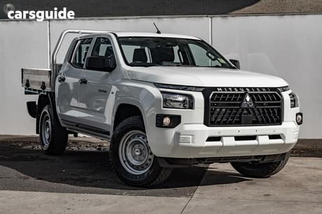 White 2026 Mitsubishi Triton Double Cab Chassis Glx (4X4)