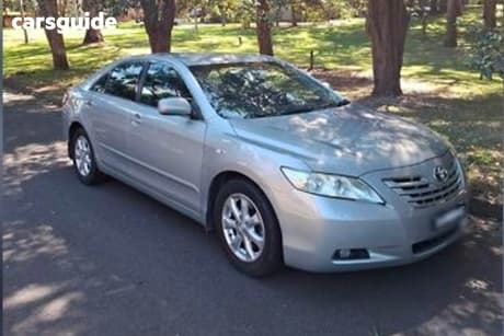 Silver 2008 Toyota Camry Sedan Ateva