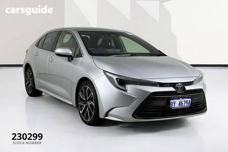 Silver 2023 Toyota Corolla Sedan Zr