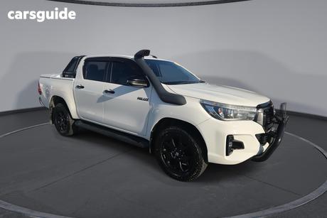 White 2018 Toyota Hilux Double Cab Pick Up Rogue (4X4)