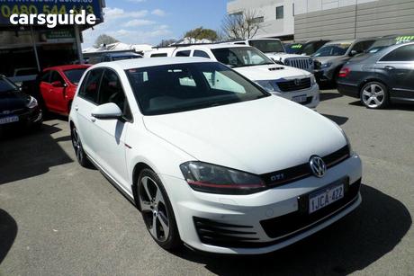 White 2015 Volkswagen Golf Hatchback Gti