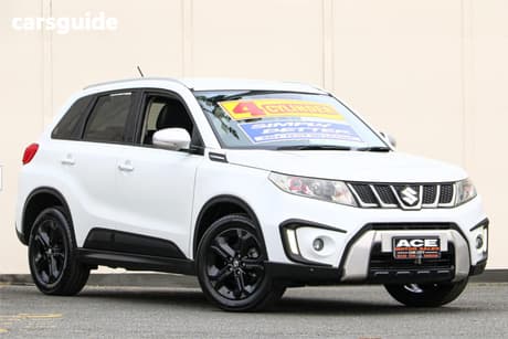White 2017 Suzuki Vitara Wagon S Turbo (Fwd)
