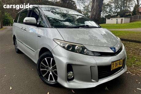 Silver 2014 Toyota Estima Commercial 4WD