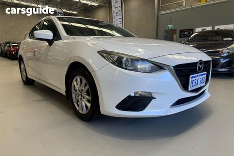 White 2015 Mazda 3 Hatchback Neo
