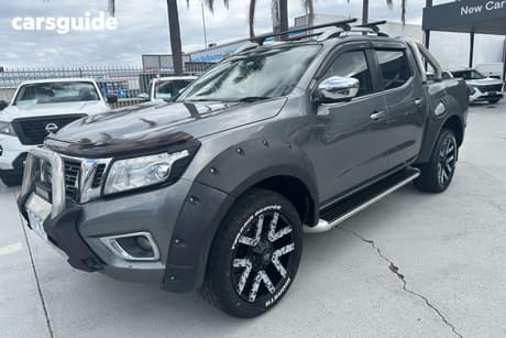 Grey 2018 Nissan Navara Dual Cab Pick-up St-X (4X4)