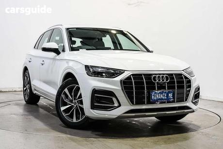 White 2024 Audi Q5 Wagon 35 Tdi Dynamic Black