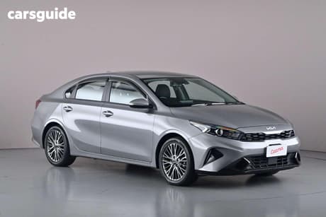 Silver 2022 Kia Cerato Sedan Sport+