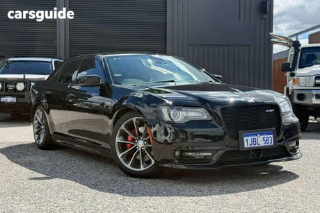 Black 2019 Chrysler 300 Sedan Srt
