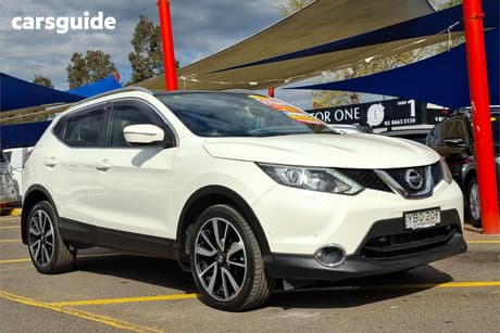 White 2014 Nissan Qashqai Wagon Ti (4X2)