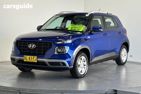 Blue 2024 Hyundai Venue Wagon Active
