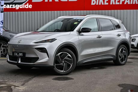 Silver 2025 MG MGS5 EV Wagon Essence 62