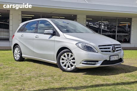Silver 2013 Mercedes-Benz B180 Hatchback