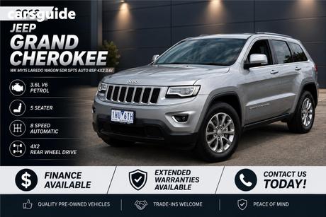 Silver 2016 Jeep Grand Cherokee Wagon Laredo (4X2)