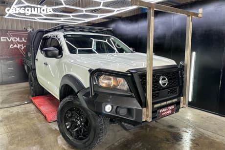White 2023 Nissan Navara Dual Cab Pick-up Sl Warrior (4X4)