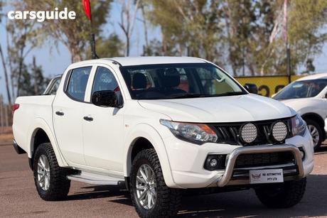 White 2016 Mitsubishi Triton Dual Cab Utility Glx (4X4)