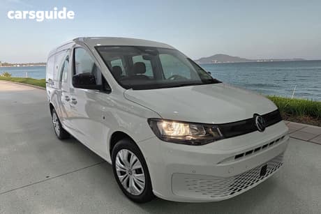 White 2026 Volkswagen Caddy 5 Crew Van Crewvan Tdi320