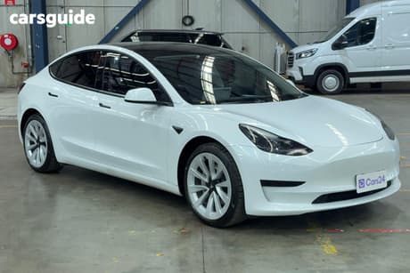 White 2021 Tesla Model 3 Sedan Standard Range Plus Rwd