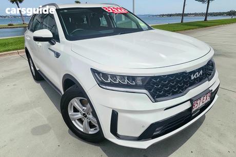 White 2022 Kia Sorento Wagon S 7 Seat
