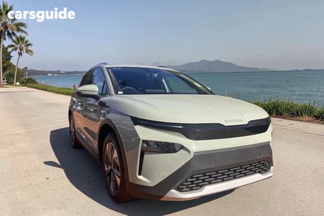 Green 2026 Skoda Elroq SUV 85 SELECT R
