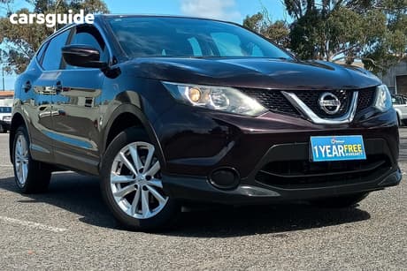 Purple 2015 Nissan Qashqai Wagon St (4X2)