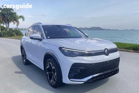 White 2026 Volkswagen Tiguan Wagon 150Tsi R-Line