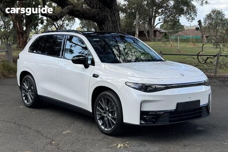 White 2025 Leapmotor C10 Wagon Design Reev