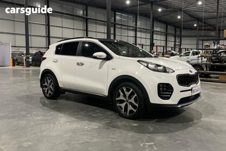 White 2016 Kia Sportage Wagon Gt-Line (Awd)