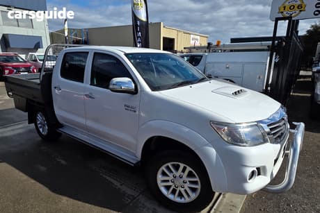 White 2014 Toyota Hilux Dual Cab Pick-up Sr5 (4X4)