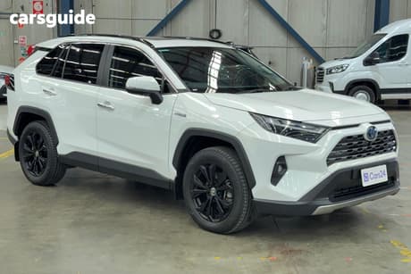 White 2024 Toyota RAV4 SUV