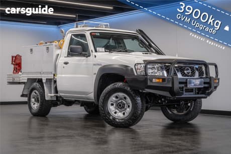 White 2009 Nissan Patrol Leaf Cab Chassis Dx (4X4)