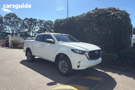 White 2022 Mazda BT-50 Dual Cab Pick-up Xs (4X4)