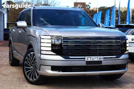 Silver 2025 Hyundai Palisade Wagon Calligraphy (8 Seat) Hev