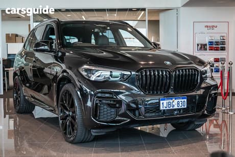 Black 2022 BMW X5 Wagon M50I