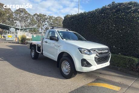 White 2025 Isuzu D-MAX Cab Chassis Sx (4X4)