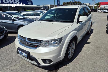 Silver 2012 Dodge Journey Wagon R/T