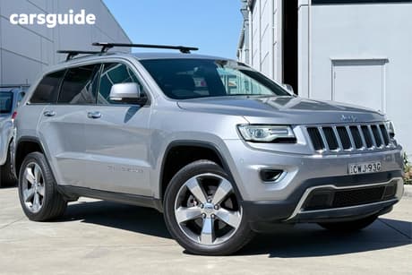 Silver 2014 Jeep Grand Cherokee Wagon Limited (4X4)