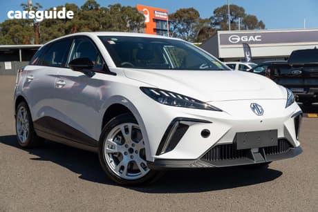 White 2026 MG MG4 Hatchback Essence 64 140Kw