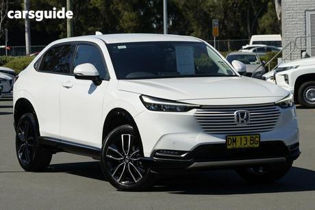 White 2023 Honda HR-V Wagon E:Hev L