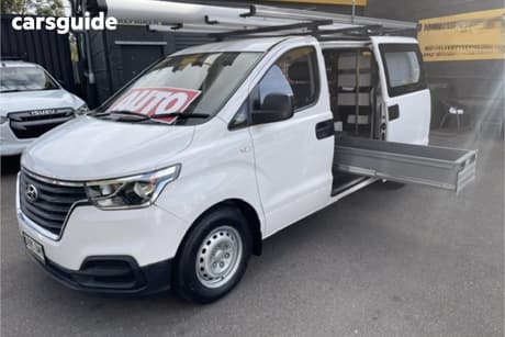 White 2019 Hyundai Iload Van 3S Liftback
