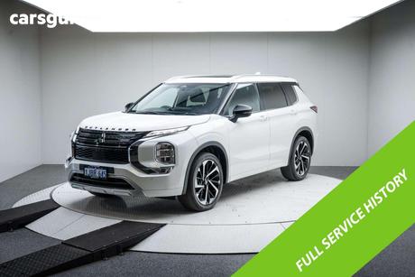 White 2024 Mitsubishi Outlander Wagon Exceed 7 Seat (Awd)