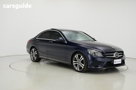 Blue 2018 Mercedes-Benz C300 Sedan