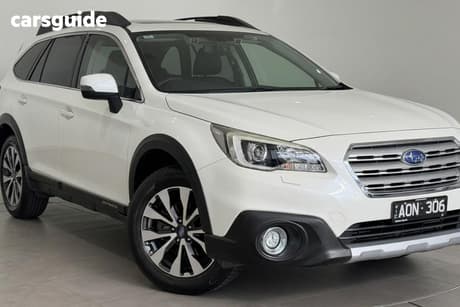 White 2017 Subaru Outback Wagon 2.5I Premium