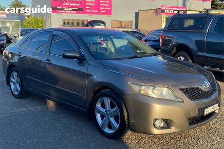Silver 2011 Toyota Camry Sedan Altise