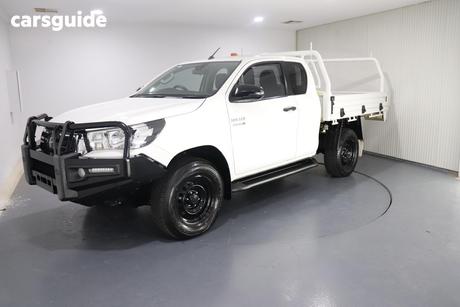 White 2019 Toyota Hilux X Cab Cab Chassis Sr (4X4)