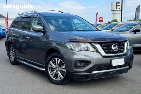 Grey 2018 Nissan Pathfinder Wagon St (4X2)