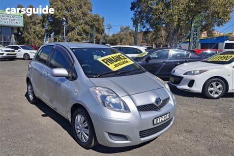 Silver 2010 Toyota Yaris Hatchback Yr